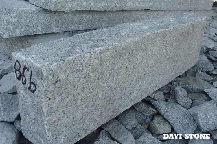 Finland Kerbstone B6b All sides natural split 90~120x12x30cm